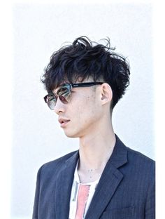 イースト YEAST メンズヘア パーマスタイル Perm Hair Men, Two Block Haircut, Mens Perm, Japanese Hairstyle, Permed Hairstyles, Curly Hair Men, Mens Hairstyles Short