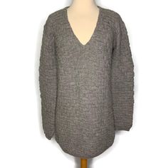 New* Chloe Grey Crepuscule V-Neck Alpaca Wool Blend Pullover Sweater Dress Size: Xs Brand New Without Tags!Never Been Worn. Please Zoom In Photos For A More Detailed Description. Retail: $1295 70% Alpaca, 30% Wool Made In Italy Chest(Under Arm To Under Arm) 19” Flat Across Waist 17.5” Flat Across Sleeve Length 23.5” Length (Top Shoulder To Hem) 32” 1504 Chloe Sweater, Alpaca Wool, Pullover Sweater, Pullover Sweaters, Alpaca, Wool Blend, Chloe, Sweater Dress, Colorful Dresses