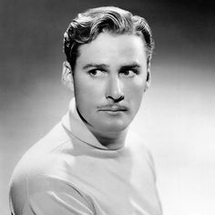 Erroll Flynn, 1940s Mens Hairstyles, Superman Actors, Male Movie Stars, 1930s Men, George Hurrell, Blithe Spirit, Hollywood Pictures