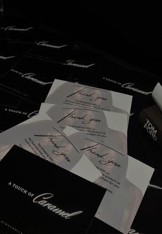 Luxury Thank You Cards. Black Hair Business, Buissnes Names Ideas, Hair Business Packaging Ideas, Cosmetic Business, Black Hair Business Names Ideas, Hair Business Ideas, Hair Packaging, Thank You Cards For Hair Business