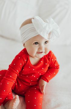 Stretchy nylon is the perfect blend of comfort and cute for this bow-topped headband. Style Name:Baby Bling Fab-Bow-Lous Headband. Style Number: 5962909. Infant Hairstyles, Yellow Hair Accessories, Headbands For Babies, Headband Size, Baby Bling, 5 Babies, Family Crafts, White Headband