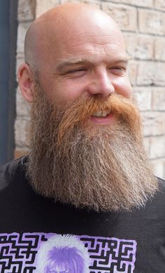 Bald Men With Grey Beards, Beard Styles For Bold Head Men, Circle Beard Goatee, Haircut Names For Men, Bald Head With Beard, Round Face Men, Stubble Beard, Short Hair Cuts For Round Faces