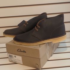 Clarks Desert Boot Mens Beeswax Size 9 New In Original Packaging Box Has Damage From Shipping As Pictured Masculine Brown Leather Shoes With Round Toe, Masculine Brown Leather Shoes With Stitched Sole, Brown Leather-lined Chukka Boots, Brown Ankle-high Chukka Boots With Leather Lining, Brown Leather-lined Ankle-high Chukka Boots, Brown Leather Footbed Desert Boots For Business, Leather Boots With Gum Sole And Round Toe, Brown Business Desert Boots With Stitched Sole, Brown Slip-on Chukka Boots With Stitched Sole