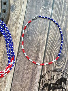 American Flag Seed Bead Choker Necklace Made with size 8/0 seed beads.  SIZE GUIDE  Ʊ  The Necklace is adjustable has a chain and pendant lobster clasp on the ends, which can easily adjust its length to fit your size. It closes to a minimum of 13" to a maximum of 16". Ʊ If your neck size is larger or smaller than the measurements above please leave a note at checkout of your neck size and I will be happy to customize the size for you. Ʊ How to measure your neck size: If you don't have a seamstress tape measure, take a piece of yarn or string and wrap it around your neck to a comfortable fit marking the point where the end touches itself. Lay the string straight next to a ruler and note the length. Ʊ  In the drop-down menu there is the option to buy the set of 2, 3 and 4 the same with a dis Red Beaded Patriotic Necklaces, Patriotic Red Beaded Necklaces, Seed Bead Necklace Ideas, 4th Of July Accessories, Western Fashion Jewelry, Clay Bead Necklace, Seed Bead Choker, Bead Choker Necklace, Country Jewelry