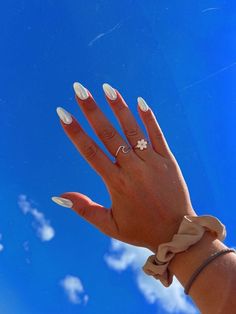 Cute Spring Break Nails Almond, Summer Nail Inspo Chrome, Summer Nails Vacation The Beach, Vacation Nails￼, Spring Prom Nails, Summer Nails That Go With Everything, Summer Nails 2023 Short Almond, Cute Nails For Beach, Spring Break Beach Nails