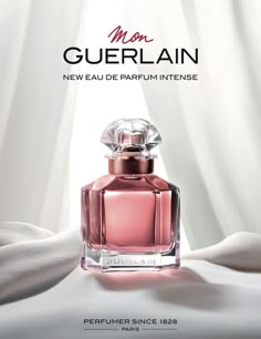 Mon Guerlain: Путешествие по ароматам в разных версиях Product Launch Poster Design, Launch Poster Design, Mon Guerlain Perfume, Product Launch Poster, Aesthetic Perfumes, Perfume Ariana Grande, Luxury Social Media, For Her Perfume