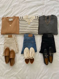 Lilly And Grant, 3 3 3 Outfits, Good Style Outfits, Aethstetic Clothes, Outfit Simple Casual, Fall Outfits Simple, Elegant Fall Outfits, Ootd Flatlay, Flatlay Clothes