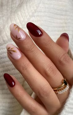 Gorgeous Fall Nails That're Perfect For Thanksgiving : Gold Leave Red Wine Nails Kutek Disney, Wine Nails, Art Magic, Valentine Nails, Summer Nail Art, Burgundy Nails, Thanksgiving Nails, Neon Nails, Orange Nails