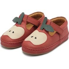 These incredibly adorable summer shoes make the perfect pair for all your little one's summer adventures. Carefully crafted from premium leather and featuring an adjustable velcro fastening strap with a statement apple design, the Bowi are the instant eye-catchers. | Donsje Amsterdam | Bowi Apple Leather Velcro Strap Shoes, (Red Clay, Size 33) | Maisonette collects the best children’s products from around the world (unlike Zulily, Etsy, The Tot, Farfetch Kids, Childrensalon, Crate and Kids, Kohls, Wayfair, Buy Buy Baby, Nordstroms, Mini Boden, J.Crew Factory, or PotteryBarn Kids), creating a curated shopping experience for you. Think of us as your shortcut to fashion for litte ones! Flat Cute Shoes, Cute Leather Sandals With Round Toe, Playful Closed Toe Sandals With Soft Sole, Cursed Shoes, Earthy Shoes, Clay Things To Make, Apple Shoes, Fruit Shoes