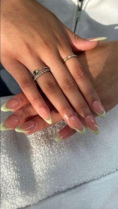 Discover the best bridesmaid nails ideas that you will absolutely love. Get inspired for your wedding day with stunning nail designs. Short Summer Nails, Nail Ideas, Summer Nails