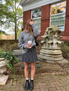 Dr Martens Outfit Skirt Black Tights, Chelsea Boot Mini Skirt, Doc Martens With Mini Skirt, Dr Martin Chelsea Boots Outfit Women, Doc Martin Chelsea Boot Outfits Woman, Doc Marten Skirt Outfit, Dress With Chelsea Boots Outfits, Chelsea Boots With Dress Outfits, Dr Martens Chelsea Outfit