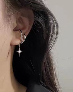 Search ID "LA14621" on lolitain.com💌 
Include: Ear Clip*1✨
Style Types: Punk Style
Materials: Copper
Feature: Electroplated copper silver liquid metal texture earrings, can be used without piercing, handsome punk style. Earring Y2k, Goth Egirl, Goth Harajuku, Y2k Earrings, Egirl Aesthetic, Star Earring, Aesthetic Accessories, Earring Fashion, Y2k Jewelry