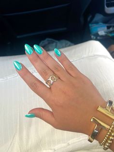 Teal Aesthetic Nails, Mexico Cruise Nails, Nails Crome Ideas, Almond Nails Turquoise, French Tip With Color, Green And Blue Nails Designs, Turquoise Chrome Nails, Turquoise Nails Designs, Teal Chrome Nails