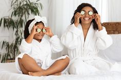 African Mother And Child, Black Mom And Daughter, Mother Daughter Spa, Sitting On Bed, The Gift Of Time, Beauty Day, Cucumber Slices, Kids Laughing, Animal Print Scarf