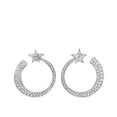 Chanel Étoile Filante Hoop Earrings Asymmetrical Jewelry, White Gold Hoop Earrings, White Gold Diamond Earrings, Jewelry Chanel, White Gold Hoops, Jewelry Website, Chanel Earrings, Gold Diamond Earrings, Chanel Jewelry