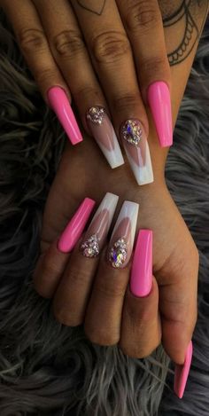 Short Summer Nails With Rhinestones, Nails Inspo Coffin, Coffin Style Nails, Gel Powder Nails, Ongles Bling Bling, Pink Tip Nails, Posh Nails, Stiletto Nails Designs, Long Acrylic Nails Coffin