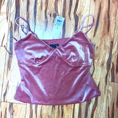 Size M Snowbloom/Rose Pink Velvet Tank Top W/ Adjustable Straps New With Tags Fitted Pink V-neck Tank Top, Pink Y2k V-neck Top, 90s Pink Sleeveless Top, Thrifting Clothes, Pink V-neck Hippie Top, Fit Board, Outfit Aesthetics, Clothes Tops