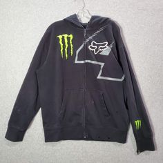 *** Tear On Item. ***Stains On Item. ***Missing Drawstring. *** Holes On Item. *Please Carefully Review Photos For Approximate Measurements And Any Flaws The Item May Have. We Store Our Items In A Pet And Smoke Free Environment. Pre-Owned Items Are Cleaned Per Standards. *Previous Washings May Cause Change In Sizing. Ricky Carmichael, Cute Fox Hoodies, Fox Sweatshirts, Fox Racing Hoodie, Fox Shirts Racing, Fox Hoodie, Men Sweatshirt, Zip Ups, Fox