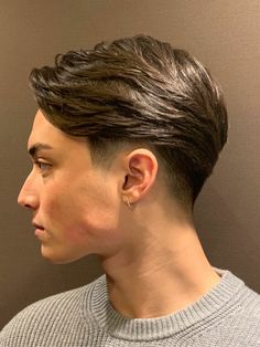 Slicked Back Middle Part, Low Taper Fade Long Hair, Undercut Taper Fade, Slight Undercut, Mens High Fade Haircut, Mens High Fade, High Fade Haircut Mens, Short Mullet Mens, Men's Undercut