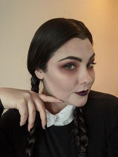 Wednesday Addams Costume Makeup, Wednesday Addams Makeup, Wednesday Costume, Wednesday Addams Costume, Addams Family Costumes, Minimalist Halloween, Kids Makeup, Halloween Inspo, Halloween Makeup Looks