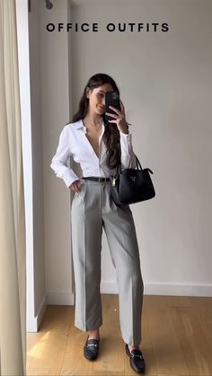 Look Working Girl, Women Office Outfits, Outfit Elegantes, Business Outfits Women, Stylish Work Attire