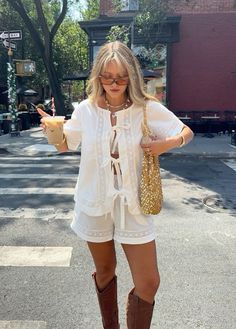 Nyc Boho Outfit, Market Day Outfit Summer, Coastal Boho Style Clothing, My Dream Outfits, Vintage Bohemian Outfits, Boho Southern Outfits, Coachella Outfit Casual, Spain Summer Style, San Diego Trip Outfits