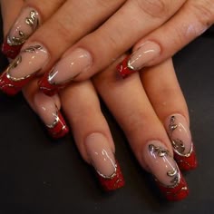 Gold Red Nails, Royals Nails, Red And Gold Nails, Golden Nails, Maroon Nails, Fantasy Nails, Vintage Nails, Beauty Nails Design