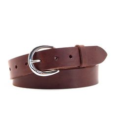 To choose your buckle, make a selection from the drop-down menu, and the picture will change to match. Our Classic 1 1/4" Real Leather belt is designed to become an indispensable  everyday wardrobe staple. This full grain leather belt is a truly versatile width - 1 1/4" - not too wide, not too narrow, it will fit most belt loops for trousers and jeans. The fine Italian leather is approximately 3.5 mm thick, the belt will move with you and the buckle can be removed and exchanged enabling it to be Womens Belt, Tan Belt, Mens Belt, Vegetable Leather, Classic Brown, Belt Pouch, Brown Leather Belt, Classic Leather, Everyday Wardrobe