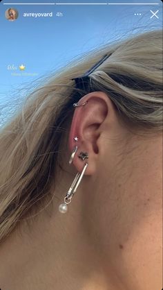 Pretty Piercings, Piercing Inspo, Cool Ear Piercings, Pretty Ear Piercings, Cute Piercings, Nail Jewelry, Funky Jewelry, Girly Jewelry, Jewelry Inspo