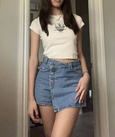 90s Skort Outfit, Cute Outfits Spring Girly, Skort Denim Outfit, Denim Skort Ootd, Zara Skort Outfit, Skort Ootd Summer Outfits