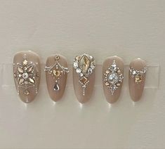 Pearl And Gem Nails, Nail Crystal Designs, Gem Nail Designs, Engagement Nails, Stone Nail Art, Business Nails, Hello Nails, Butterfly Nail Art