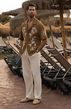 Bohemian Outfit Men, Casual Outfits For Men, Cocktail Outfits, Summer Casual Outfits, Men Summer Casual, Vacation Outfits Men, Summer Casual Outfit, Men's Summer Outfit, Pool Party Outfits