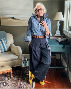 Older Lady Fashion, Elderly Woman Fashion, Cool Grandma Outfits, Eccentric Older Women Fashion, Matured Look Outfit, Grandma Style Outfits, Chic Grandma, Over 60 Fashion Classy