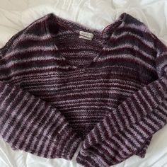 Super Cute Urban Outfitters Purple/Red Lyra Sweater! Very Rare And Hard To Find. This Is The Same Sweater Mj Wore In No Way Home! Message With Any Questions! Urban Outfitters V-neck Sweater, Knit Ideas, No Way Home, Hard To Find, Crochet Clothes, No Way, Colorful Sweaters, Very Rare, Color Purple