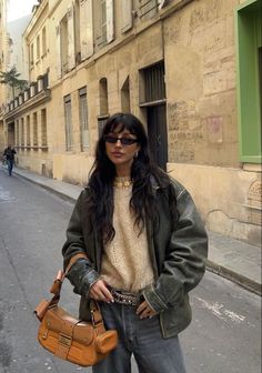 Nyc Layering Outfits, Winter In Spain Outfits, Cophengan Style, Mina Aesthetic, Berlin Style, Europe 2024, Cholo Style, Mode Zara, 2024 Style