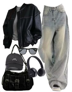 Outfits With Zip Up Jackets, Outfit Ideas For Winter Aesthetic, Black Jeans Jacket Outfit, Old School Fashion 90s, Fits With Black Jeans, Outfit Fall 2024, Outfits With Leather Jackets, Y2k Outfits For School, Jacket Black Outfit