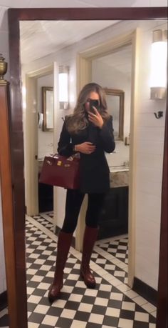 Old Money Winter Boots, Lydia Millen Aesthetic, Brown Riding Boots Outfit 2023, Lydia Elise Millen Outfits, Old Money Boots, Lydia Millen Outfits, Classy Autumn, English Country Fashion