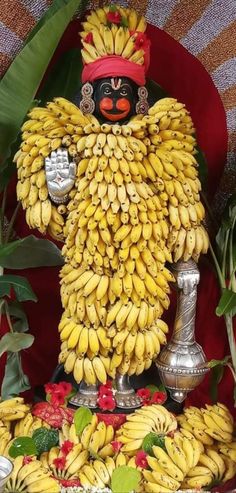 there is a statue made out of bananas