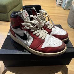 AIR JORDAN 1 Chicagos from 2015 

I have had these bad boys since they released, and worn em like shit ton of times 

I know they are cooked , but they still look clean. 

Take em off my hands 

The “worn” look 

No OG box Look Clean, Air Jordan 1, Jordan 1, Men's Sneakers, Air Jordan, Air Jordans, Shoes Mens, Jordan, Mens Accessories