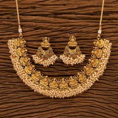 South Indian Necklace, Matte Gold Necklace, Antique Gold Necklace, Pakistani Earrings, Gold Jewelry Simple Necklace, Gold Necklace Simple, Indian Necklace, Gold Rings Fashion