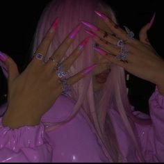 Bad Girl Aesthetic Pink, Baddie Aesthetics, Pink Wardrobe, Girl Gang Aesthetic, Pink Wallpaper Girly, Pink Tumblr Aesthetic, Baby Pink Aesthetic, Desi Fashion Casual