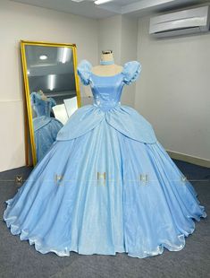 Blue Cinderella Dress, Disney Princess Inspired, Princess Cosplay - Etsy 日本 Cinderella Dress Design, Gaun Princess Disney, Blue Birthday Dresses, Cinderella Costume Women, Blue Cinderella Dress, Junk Couture, Disney Dresses For Women, Cinderella Inspired Dress, Cinderella Dress Up