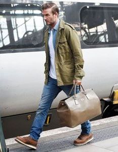 1-EC David Beckham Casual, David Beckham Style Outfits, David Beckham Style, Boots Outfit Men, David And Victoria Beckham, Mens Fashion Suits, Raw Denim, David Beckham