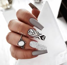 The Most Gorgeous Trend Setting Winter Manicures That’ll Blow Your Mind! – KelseyRaye Mandala Nails Boho, Hand Nails, 2023 Nails, September Nails, November Nails, Nail Candy, Her Nails, Hot Nails