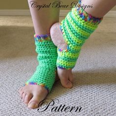 ￼Yoga Socks Pattern No. 37 Yoga socks are not just for yoga! They are also great for pilates, when getting a pedicure done, or for dance class. This pattern tutorial will guide you through the steps to create a customized fit for any sized foot, from child right up to adult. This listing is for a PDF PATTERN ONLY and not the finished article. This PDF file is available for instant download and includes written instructions, photos, abbreviation keys, and tips to help you successfully create this Crochet Yoga Socks, Yoga Items, Yoga Socks Pattern, Sock Crochet, Crochet Yoga, Crochet Mitts, Crochet Baby Socks, Flip Flop Socks, Dance Socks