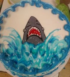 there is a cake with a shark on it