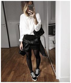 Black Trainers Outfit, Tights And Trainers, Tights And Sneakers, Looks Com Short, Parisian Chic Style, Fashion Victim, Leather Shirt