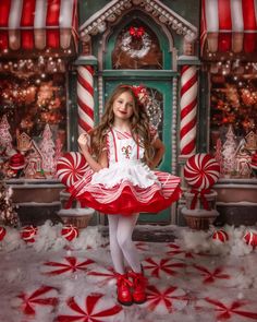 Dress For Eid, Origin Of Christmas, Ball Gown Dress, Christmas Shoot, Christmas Shows, Christmas Party Outfits, Christmas Family Photos, Princess Ball Gowns, Christmas Photography