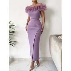 Dresses With Feathers, Midi Bridesmaid Dress, Dinner Dress Classy, Women Dresses Classy, Elegant Dresses Classy, Classy Dress Outfits, فستان سهرة