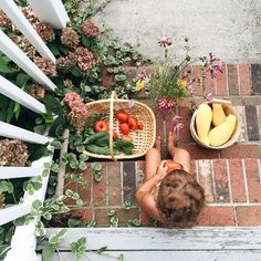 Lifestyle inspiration | Slow living | babies in garden Collateral Beauty, Slow Living, Flower Child, Future Kids, Future Baby, Baby Fever, Little People, Country Life, Farm Life